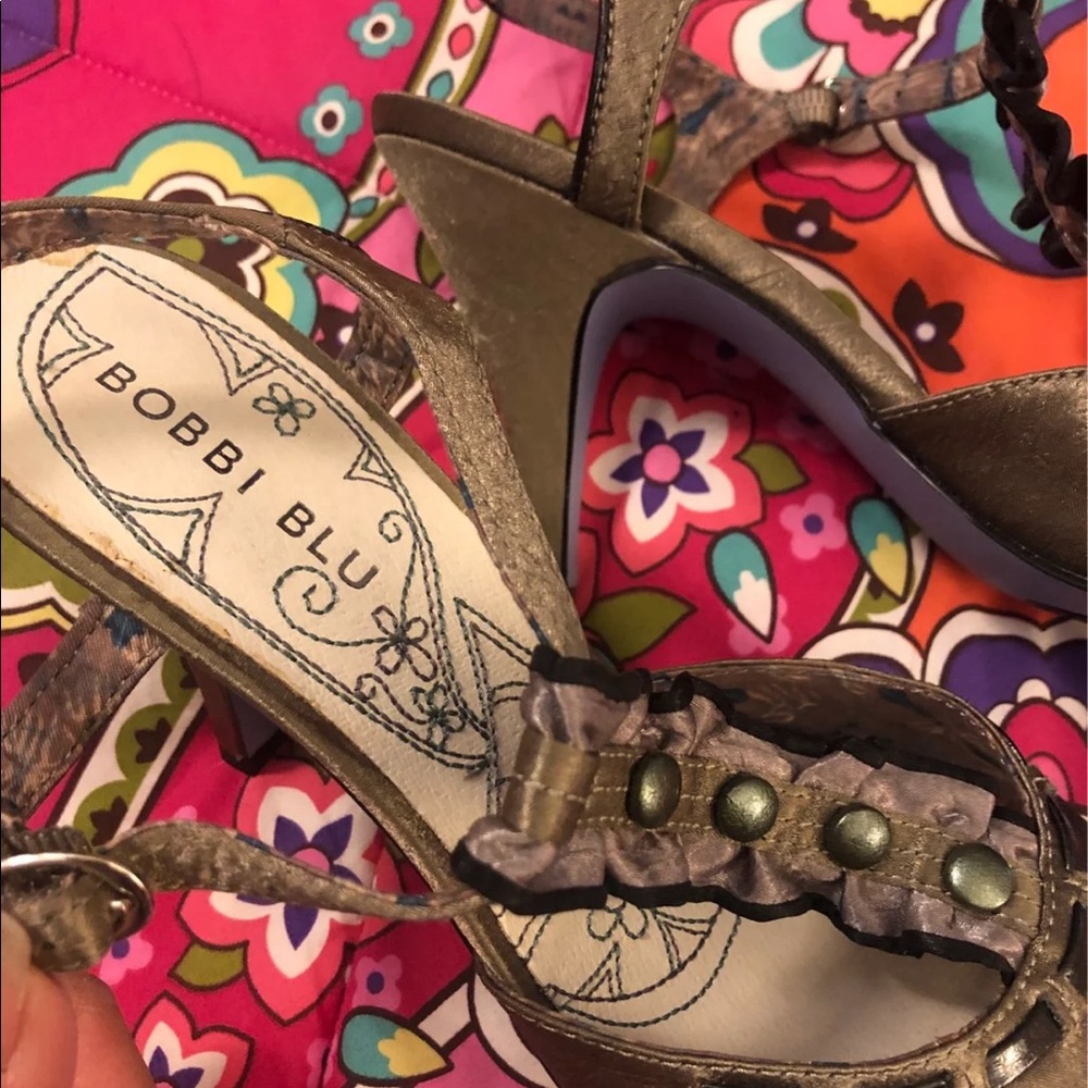 NWOT-Bobbi Blu Edith shoe size 7.5 - Picture 2 of 6